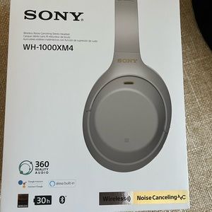 Sony WH1000XM4 Wireless Noise-Cancelling Over-the-Ear Headphones - Silver - New
